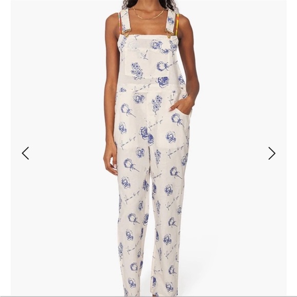 WeWoreWhat Blue Floral Jumpsuit - Picture 1 of 3
